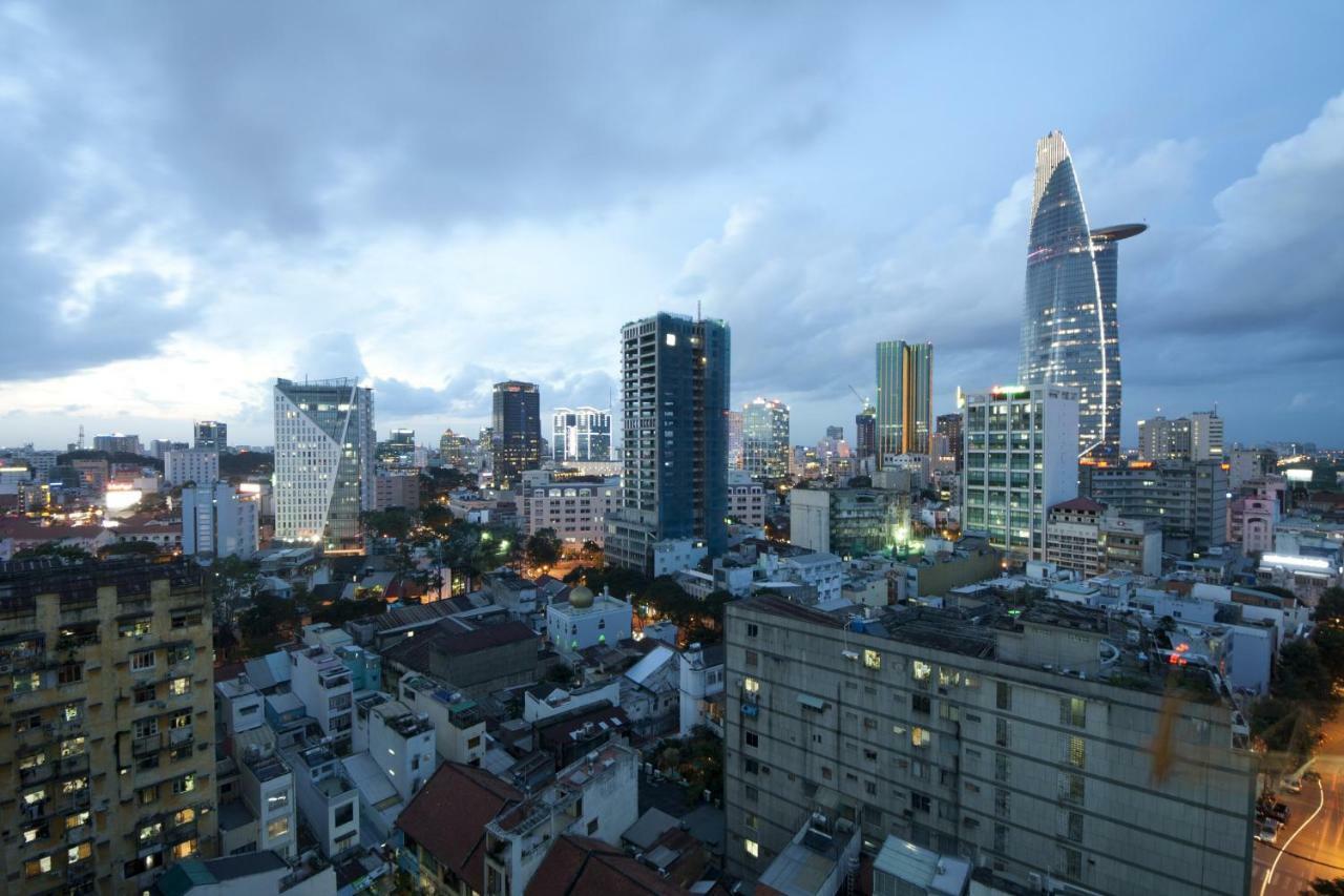 Reddoorz Plus @ Dong Den Street Hotel Cidade de Ho Chi Minh Exterior foto