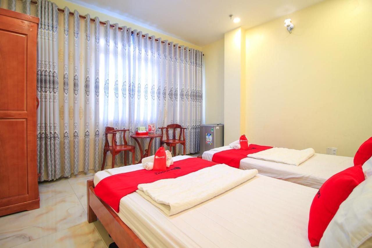 Reddoorz Plus @ Dong Den Street Hotel Cidade de Ho Chi Minh Exterior foto